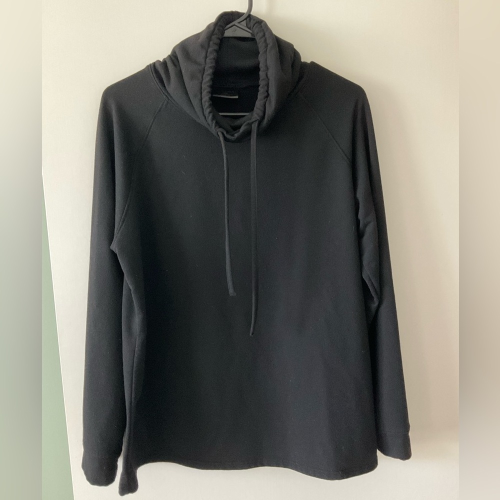 32 Degrees Heat Sweatshirt Women Size L Large  Pullover Funnel Neck Long Sleeves